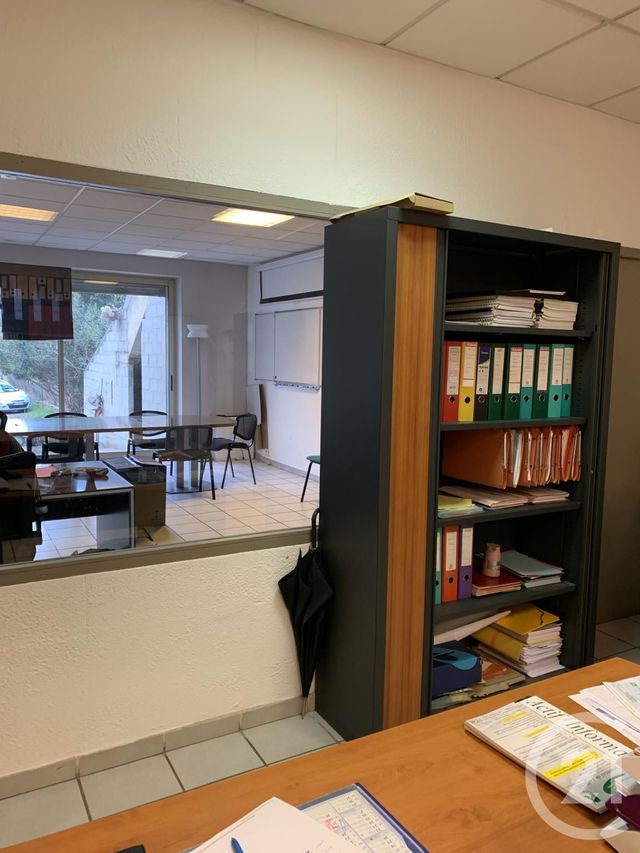 Appartement Local à louer - 3 pièces - 95.0 m2 - BAGNOLS SUR CEZE - 30 - LANGUEDOC-ROUSSILLON - Century 21 La Big