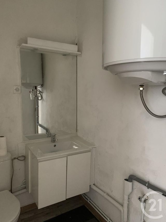 Appartement Studio à louer - 1 pièce - 31.0 m2 - BAGNOLS SUR CEZE - 30 - LANGUEDOC-ROUSSILLON - Century 21 La Big