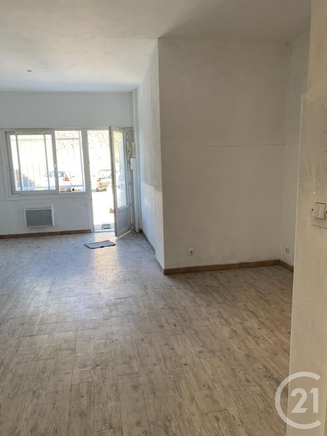 Appartement Studio à louer - 1 pièce - 31.0 m2 - BAGNOLS SUR CEZE - 30 - LANGUEDOC-ROUSSILLON - Century 21 La Big