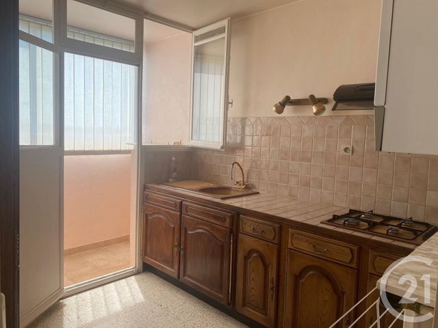 Afficher la photo en grand Appartement F3 à vendre - 3 pièces - 68.12 m2 - BAGNOLS SUR CEZE - 30 - LANGUEDOC-ROUSSILLON - Century 21 La Big