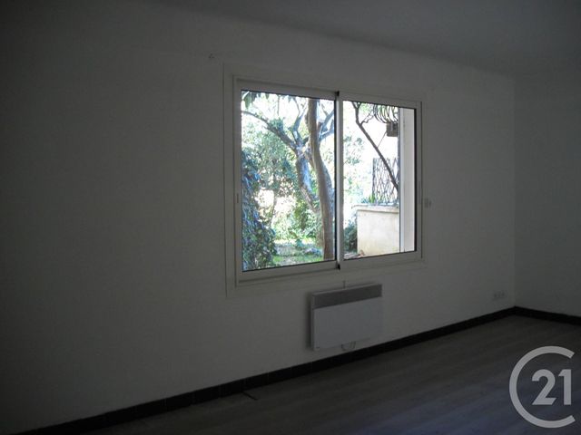Afficher la photo en grand maison à louer - 4 pièces - 133.06 m2 - LAUDUN L ARDOISE - 30 - LANGUEDOC-ROUSSILLON - Century 21 La Big