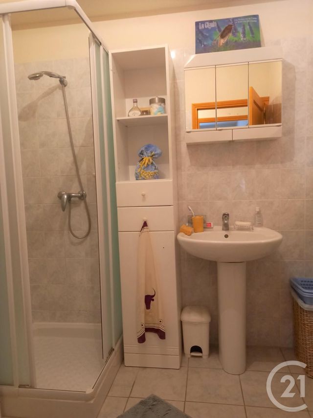 Afficher la photo en grand Appartement F3 à louer - 3 pièces - 65.0 m2 - CAVILLARGUES - 30 - LANGUEDOC-ROUSSILLON - Century 21 La Big