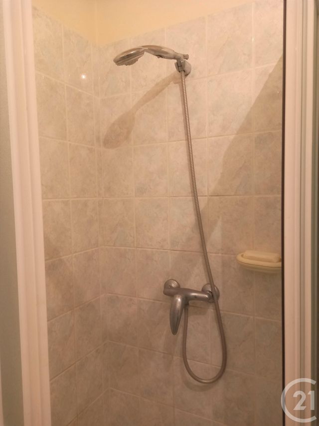 Afficher la photo en grand Appartement F3 à louer - 3 pièces - 65.0 m2 - CAVILLARGUES - 30 - LANGUEDOC-ROUSSILLON - Century 21 La Big
