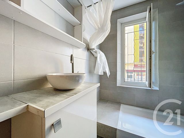 Appartement F3 à vendre - 3 pièces - 53.05 m2 - BAGNOLS SUR CEZE - 30 - LANGUEDOC-ROUSSILLON - Century 21 La Big