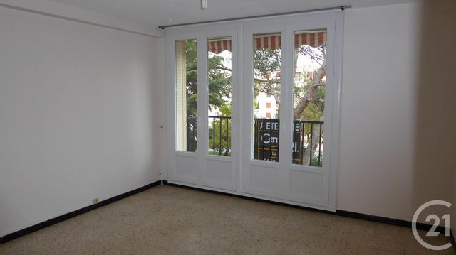 Appartement F3 à louer - 3 pièces - 60.0 m2 - BAGNOLS SUR CEZE - 30 - LANGUEDOC-ROUSSILLON - Century 21 La Big Appartement F3 à louer - 3 pièces - 60.0 m2 - BAGNOLS SUR CEZE - 30 - LANGUEDOC-ROUSSILLON - Century 21 La Big