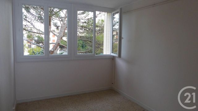 Appartement F3 à louer - 3 pièces - 60.0 m2 - BAGNOLS SUR CEZE - 30 - LANGUEDOC-ROUSSILLON - Century 21 La Big Appartement F3 à louer - 3 pièces - 60.0 m2 - BAGNOLS SUR CEZE - 30 - LANGUEDOC-ROUSSILLON - Century 21 La Big