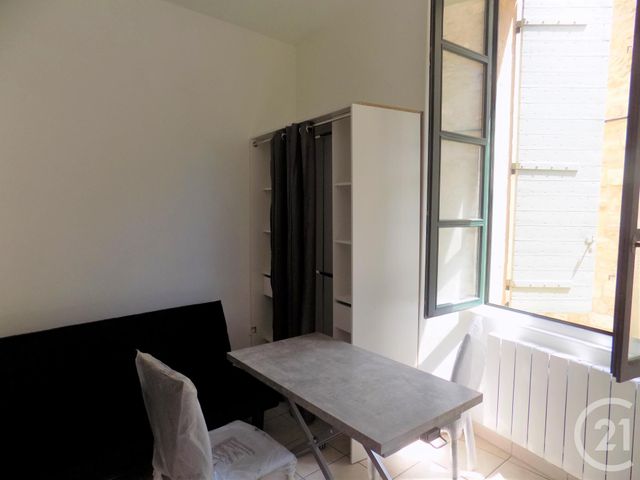 Studio à louer - 1 pièce - 32.3 m2 - BAGNOLS SUR CEZE - 30 - LANGUEDOC-ROUSSILLON - Century 21 La Big Studio à louer - 1 pièce - 32.3 m2 - BAGNOLS SUR CEZE - 30 - LANGUEDOC-ROUSSILLON - Century 21 La Big