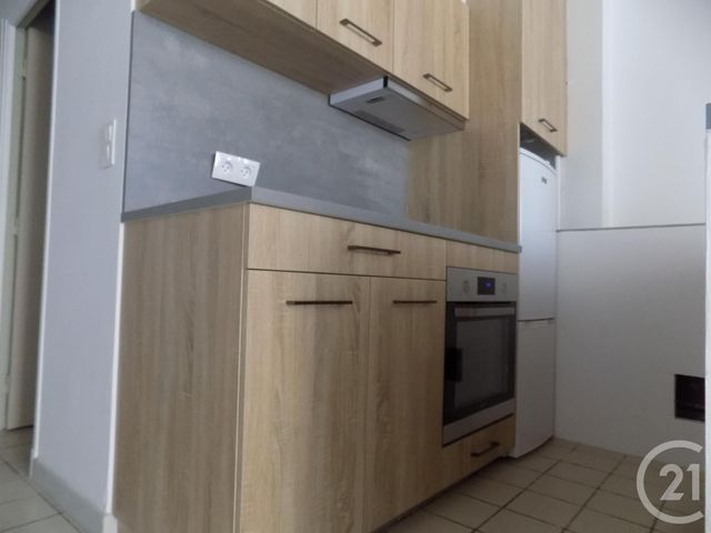 Appartement F2 à louer - 2 pièces - 36.99 m2 - BAGNOLS SUR CEZE - 30 - LANGUEDOC-ROUSSILLON - Century 21 La Big Appartement F2 à louer - 2 pièces - 36.99 m2 - BAGNOLS SUR CEZE - 30 - LANGUEDOC-ROUSSILLON - Century 21 La Big