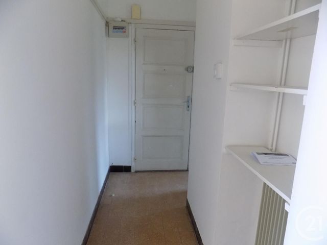 appartement à louer - 3 pièces - 54.0 m2 - BAGNOLS SUR CEZE - 30 - LANGUEDOC-ROUSSILLON - Century 21 La Big appartement à louer - 3 pièces - 54.0 m2 - BAGNOLS SUR CEZE - 30 - LANGUEDOC-ROUSSILLON - Century 21 La Big