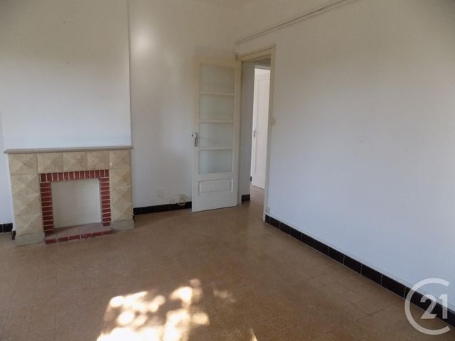 appartement à louer - 3 pièces - 54.0 m2 - BAGNOLS SUR CEZE - 30 - LANGUEDOC-ROUSSILLON - Century 21 La Big appartement à louer - 3 pièces - 54.0 m2 - BAGNOLS SUR CEZE - 30 - LANGUEDOC-ROUSSILLON - Century 21 La Big