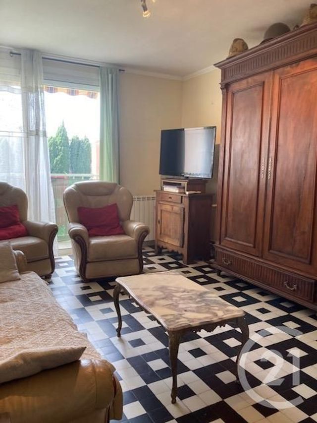 Appartement F4 à vendre - 4 pièces - 65.79 m2 - BAGNOLS SUR CEZE - 30 - LANGUEDOC-ROUSSILLON - Century 21 La Big Appartement F4 à vendre - 4 pièces - 65.79 m2 - BAGNOLS SUR CEZE - 30 - LANGUEDOC-ROUSSILLON - Century 21 La Big