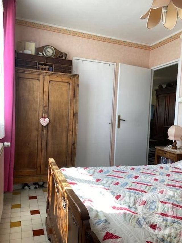 Appartement F4 à vendre - 4 pièces - 65.79 m2 - BAGNOLS SUR CEZE - 30 - LANGUEDOC-ROUSSILLON - Century 21 La Big Appartement F4 à vendre - 4 pièces - 65.79 m2 - BAGNOLS SUR CEZE - 30 - LANGUEDOC-ROUSSILLON - Century 21 La Big