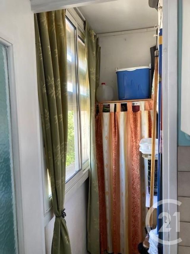 Appartement F4 à vendre - 4 pièces - 65.79 m2 - BAGNOLS SUR CEZE - 30 - LANGUEDOC-ROUSSILLON - Century 21 La Big Appartement F4 à vendre - 4 pièces - 65.79 m2 - BAGNOLS SUR CEZE - 30 - LANGUEDOC-ROUSSILLON - Century 21 La Big