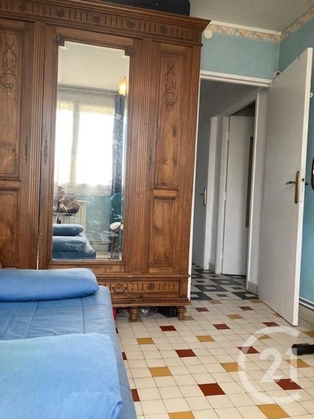 Appartement F4 à vendre - 4 pièces - 65.79 m2 - BAGNOLS SUR CEZE - 30 - LANGUEDOC-ROUSSILLON - Century 21 La Big Appartement F4 à vendre - 4 pièces - 65.79 m2 - BAGNOLS SUR CEZE - 30 - LANGUEDOC-ROUSSILLON - Century 21 La Big
