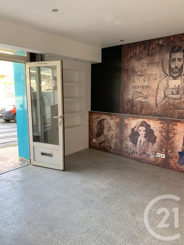 Afficher la photo en grand Local à louer - 1 pièce - 40.0 m2 - BAGNOLS SUR CEZE - 30 - LANGUEDOC-ROUSSILLON - Century 21 La Big
