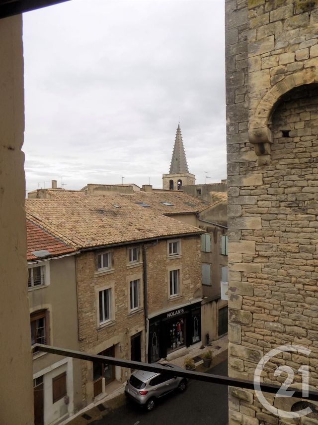 Appartement T2 à louer - 2 pièces - 33.0 m2 - BAGNOLS SUR CEZE - 30 - LANGUEDOC-ROUSSILLON - Century 21 La Big Appartement T2 à louer - 2 pièces - 33.0 m2 - BAGNOLS SUR CEZE - 30 - LANGUEDOC-ROUSSILLON - Century 21 La Big