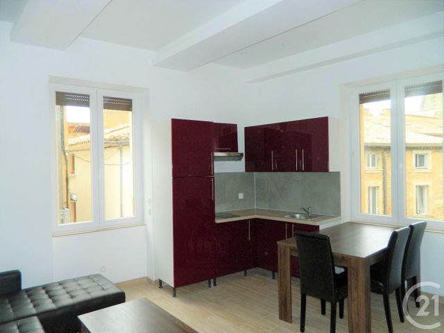 Appartement T2 à louer - 2 pièces - 33.0 m2 - BAGNOLS SUR CEZE - 30 - LANGUEDOC-ROUSSILLON - Century 21 La Big Appartement T2 à louer - 2 pièces - 33.0 m2 - BAGNOLS SUR CEZE - 30 - LANGUEDOC-ROUSSILLON - Century 21 La Big