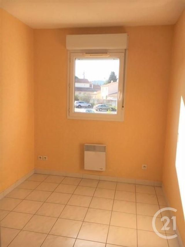 appartement à louer - 3 pièces - 53.0 m2 - BAGNOLS SUR CEZE - 30 - LANGUEDOC-ROUSSILLON - Century 21 La Big appartement à louer - 3 pièces - 53.0 m2 - BAGNOLS SUR CEZE - 30 - LANGUEDOC-ROUSSILLON - Century 21 La Big