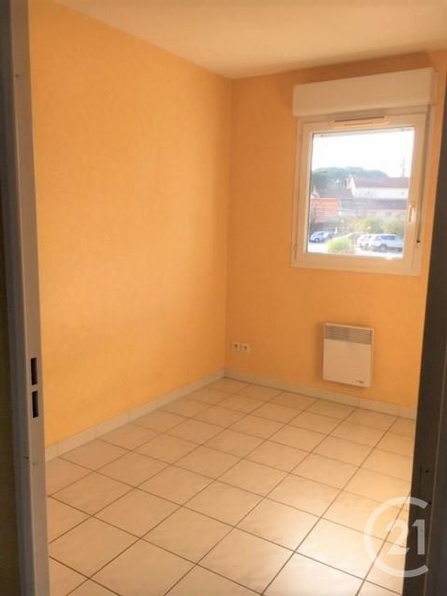 appartement à louer - 3 pièces - 53.0 m2 - BAGNOLS SUR CEZE - 30 - LANGUEDOC-ROUSSILLON - Century 21 La Big appartement à louer - 3 pièces - 53.0 m2 - BAGNOLS SUR CEZE - 30 - LANGUEDOC-ROUSSILLON - Century 21 La Big