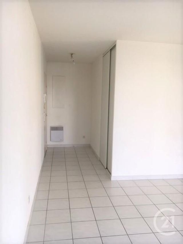 appartement à louer - 3 pièces - 53.0 m2 - BAGNOLS SUR CEZE - 30 - LANGUEDOC-ROUSSILLON - Century 21 La Big appartement à louer - 3 pièces - 53.0 m2 - BAGNOLS SUR CEZE - 30 - LANGUEDOC-ROUSSILLON - Century 21 La Big