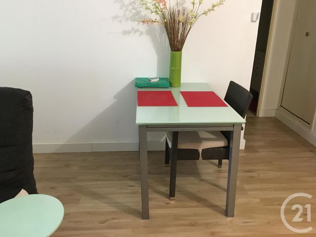 Afficher la photo en grand Appartement F2 à louer - 2 pièces - 38.0 m2 - BAGNOLS SUR CEZE - 30 - LANGUEDOC-ROUSSILLON - Century 21 La Big