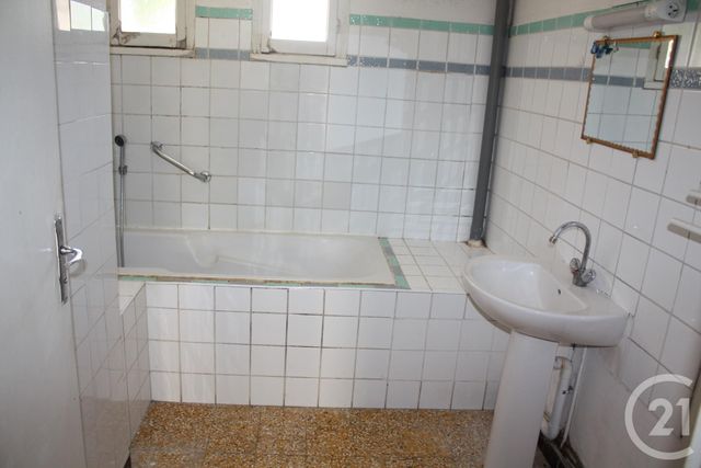 Afficher la photo en grand maison à vendre - 7 pièces - 137.42 m2 - BAGNOLS SUR CEZE - 30 - LANGUEDOC-ROUSSILLON - Century 21 La Big