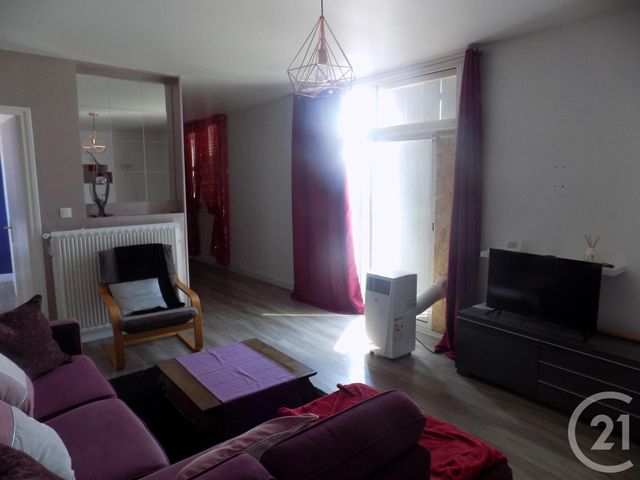 Afficher la photo en grand appartement à louer - 4 pièces - 70.0 m2 - BAGNOLS SUR CEZE - 30 - LANGUEDOC-ROUSSILLON - Century 21 La Big
