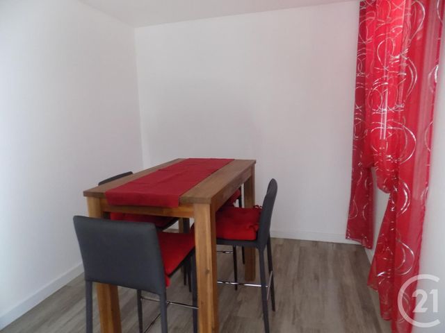 Afficher la photo en grand appartement à louer - 4 pièces - 70.0 m2 - BAGNOLS SUR CEZE - 30 - LANGUEDOC-ROUSSILLON - Century 21 La Big