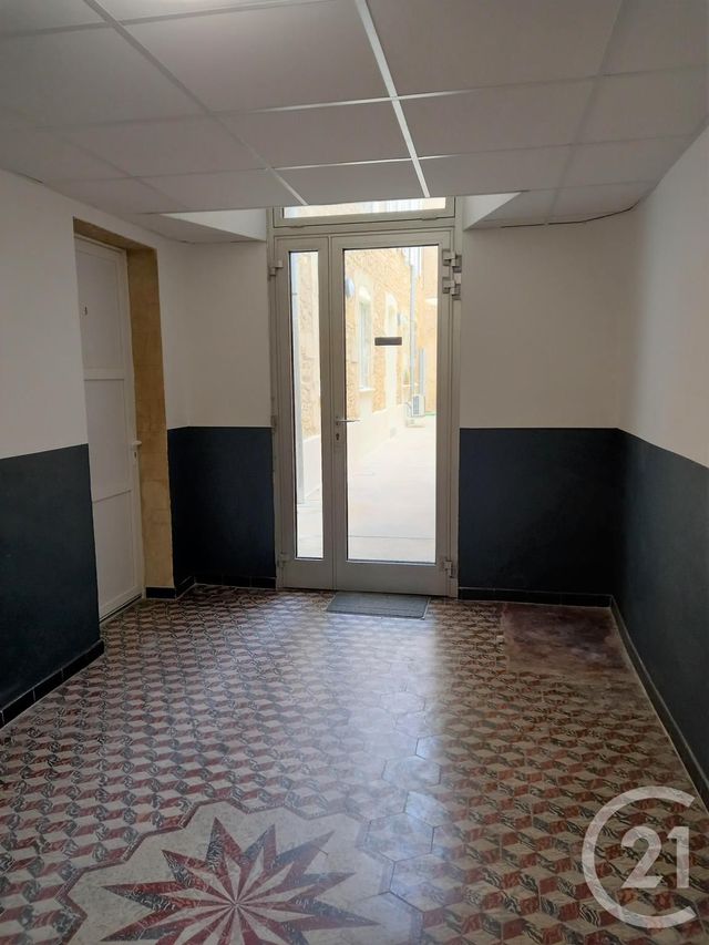 Afficher la photo en grand Appartement F1 à louer - 1 pièce - 40.0 m2 - BAGNOLS SUR CEZE - 30 - LANGUEDOC-ROUSSILLON - Century 21 La Big
