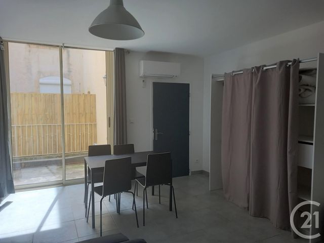 Afficher la photo en grand Appartement F1 à louer - 1 pièce - 40.0 m2 - BAGNOLS SUR CEZE - 30 - LANGUEDOC-ROUSSILLON - Century 21 La Big