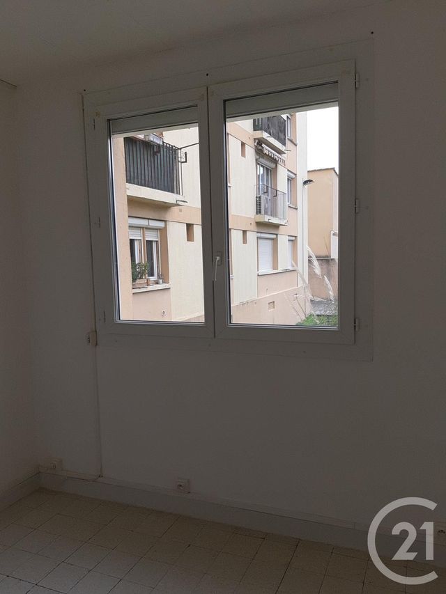 Afficher la photo en grand Appartement F3 à louer - 3 pièces - 45.53 m2 - BAGNOLS SUR CEZE - 30 - LANGUEDOC-ROUSSILLON - Century 21 La Big
