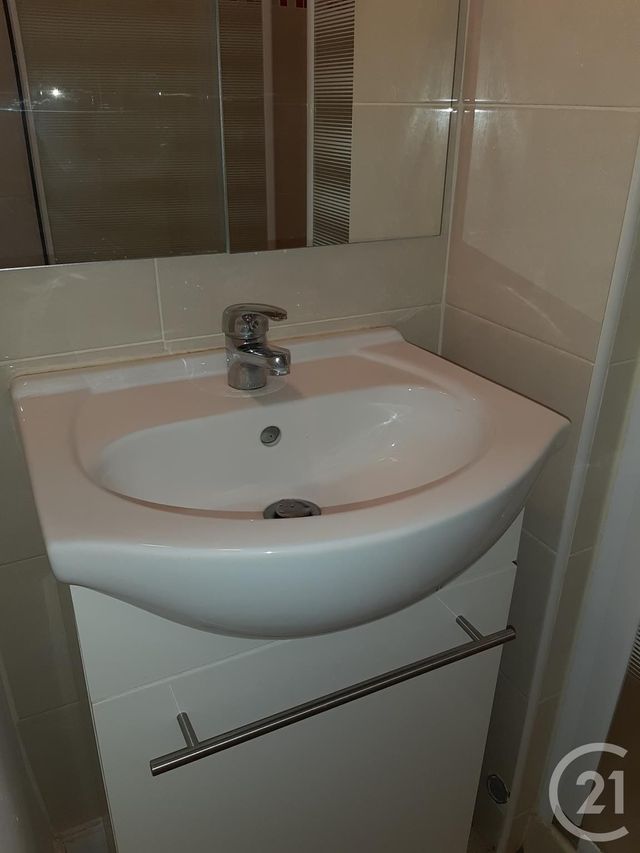 Afficher la photo en grand Appartement F3 à louer - 3 pièces - 45.53 m2 - BAGNOLS SUR CEZE - 30 - LANGUEDOC-ROUSSILLON - Century 21 La Big