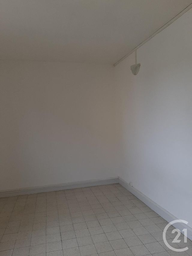 Afficher la photo en grand Appartement F3 à louer - 3 pièces - 45.53 m2 - BAGNOLS SUR CEZE - 30 - LANGUEDOC-ROUSSILLON - Century 21 La Big