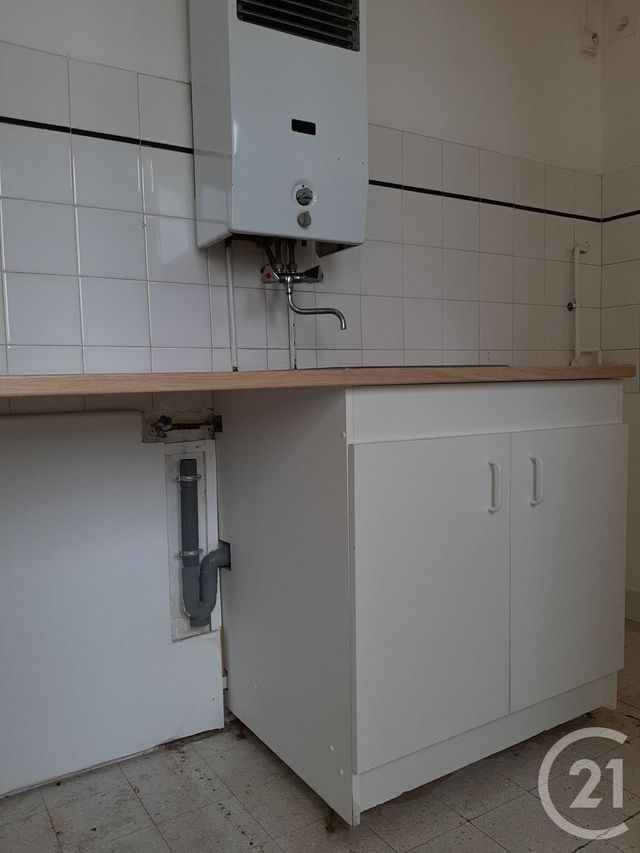 Afficher la photo en grand Appartement F3 à louer - 3 pièces - 45.53 m2 - BAGNOLS SUR CEZE - 30 - LANGUEDOC-ROUSSILLON - Century 21 La Big
