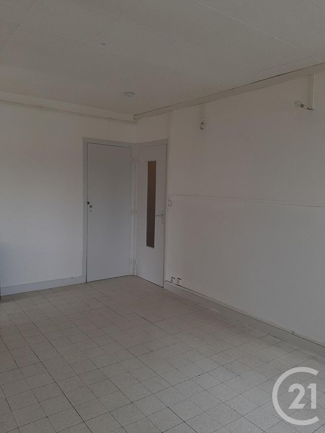 Afficher la photo en grand Appartement F3 à louer - 3 pièces - 45.53 m2 - BAGNOLS SUR CEZE - 30 - LANGUEDOC-ROUSSILLON - Century 21 La Big