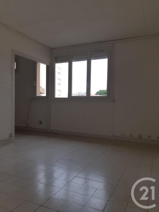 Afficher la photo en grand Appartement F3 à louer - 3 pièces - 45.53 m2 - BAGNOLS SUR CEZE - 30 - LANGUEDOC-ROUSSILLON - Century 21 La Big