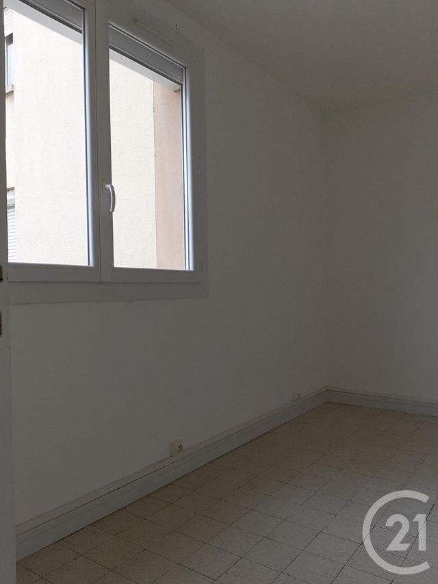Afficher la photo en grand Appartement F3 à louer - 3 pièces - 45.53 m2 - BAGNOLS SUR CEZE - 30 - LANGUEDOC-ROUSSILLON - Century 21 La Big
