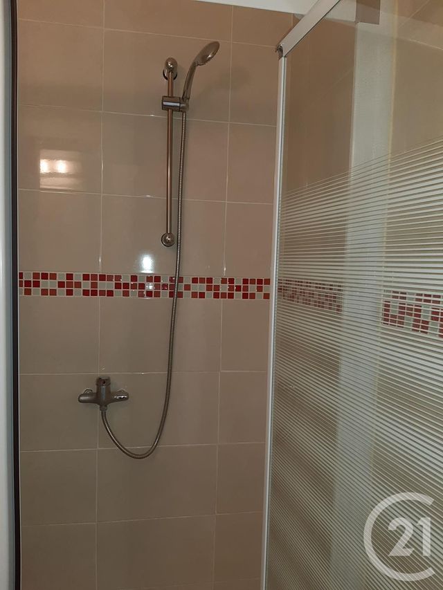 Afficher la photo en grand Appartement F3 à louer - 3 pièces - 45.53 m2 - BAGNOLS SUR CEZE - 30 - LANGUEDOC-ROUSSILLON - Century 21 La Big