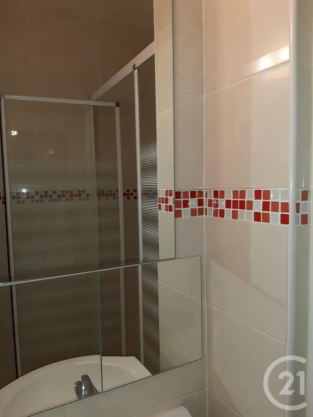 Afficher la photo en grand Appartement F3 à louer - 3 pièces - 45.53 m2 - BAGNOLS SUR CEZE - 30 - LANGUEDOC-ROUSSILLON - Century 21 La Big