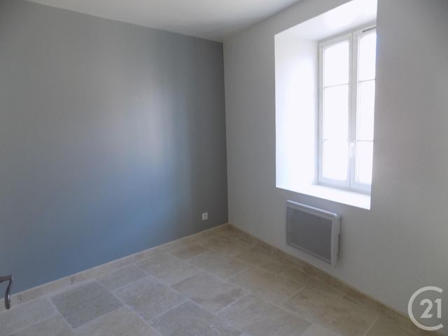 Afficher la photo en grand appartement à louer - 2 pièces - 51.0 m2 - BAGNOLS SUR CEZE - 30 - LANGUEDOC-ROUSSILLON - Century 21 La Big