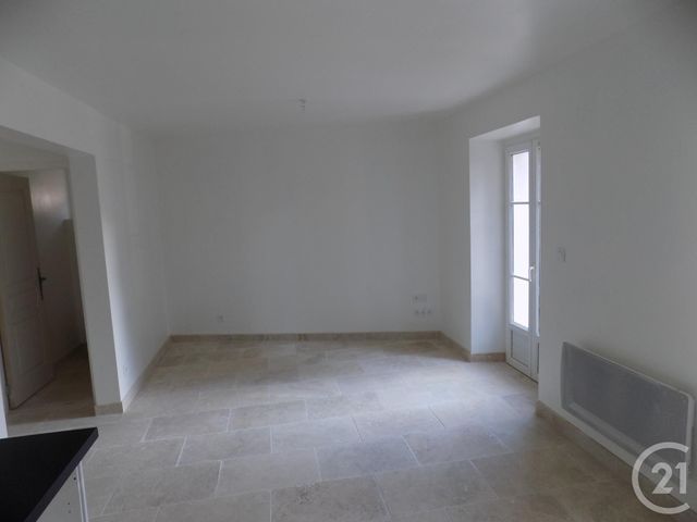 Afficher la photo en grand appartement à louer - 2 pièces - 51.0 m2 - BAGNOLS SUR CEZE - 30 - LANGUEDOC-ROUSSILLON - Century 21 La Big