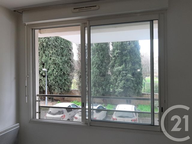 Afficher la photo en grand Appartement F1 à louer - 1 pièce - 22.0 m2 - BAGNOLS SUR CEZE - 30 - LANGUEDOC-ROUSSILLON - Century 21 La Big