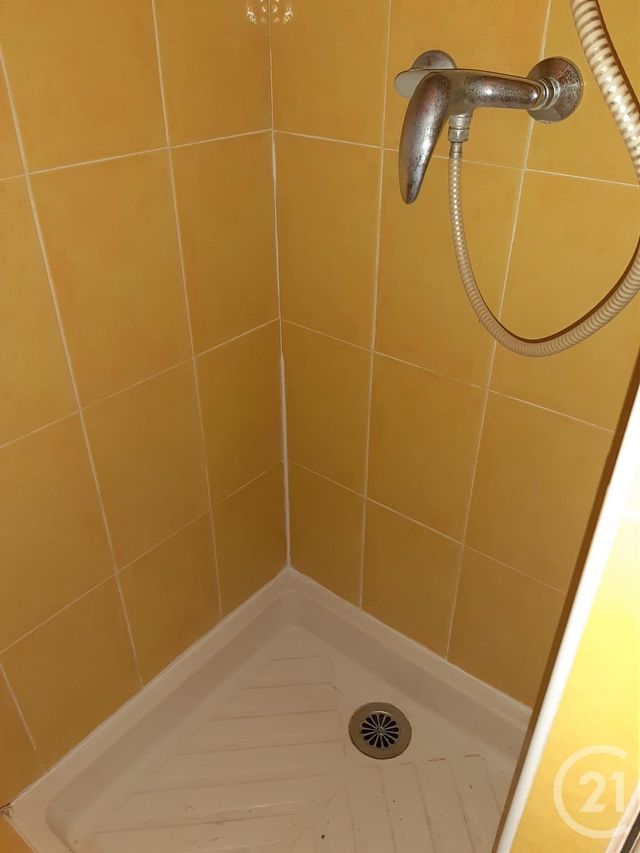 Afficher la photo en grand Appartement F1 à louer - 1 pièce - 22.0 m2 - BAGNOLS SUR CEZE - 30 - LANGUEDOC-ROUSSILLON - Century 21 La Big