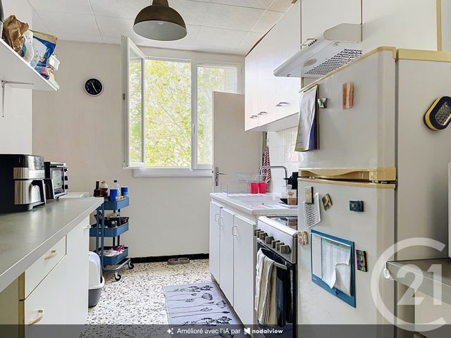 Appartement F3 à vendre - 3 pièces - 60.03 m2 - BAGNOLS SUR CEZE - 30 - LANGUEDOC-ROUSSILLON - Century 21 La Big