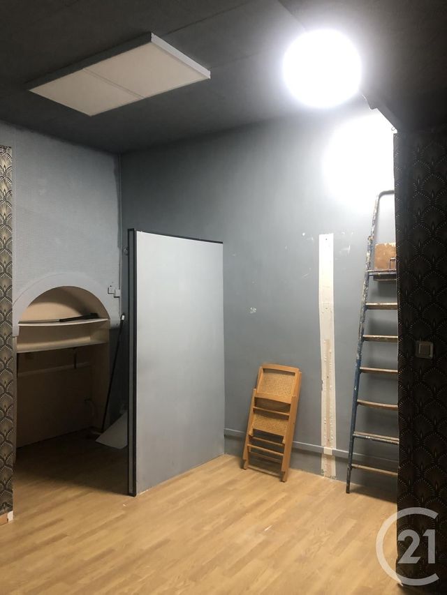 Appartement F2 à louer - 4 pièces - 80.0 m2 - BAGNOLS SUR CEZE - 30 - LANGUEDOC-ROUSSILLON - Century 21 La Big