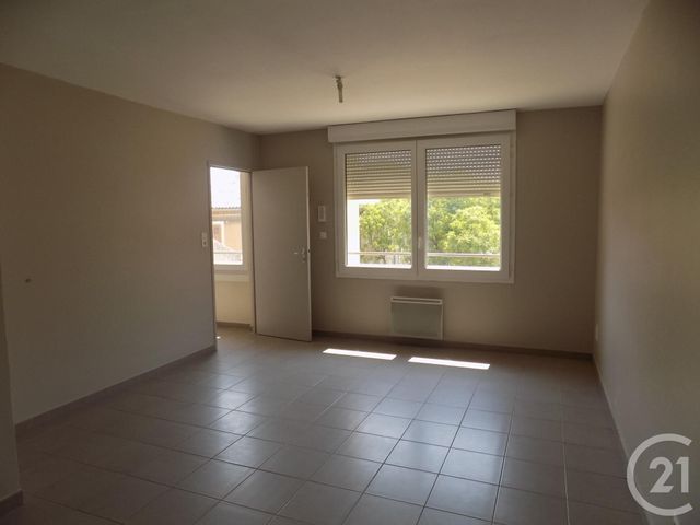 Appartement F1 à louer - 1 pièce - 24.75 m2 - BAGNOLS SUR CEZE - 30 - LANGUEDOC-ROUSSILLON - Century 21 La Big