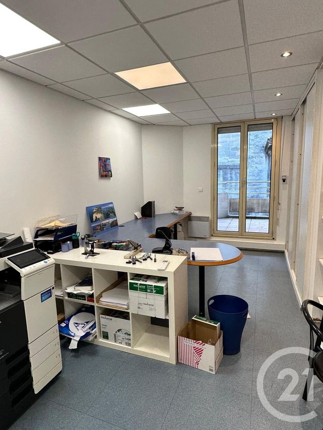 Appartement à louer - 2 pièces - 130.0 m2 - AVIGNON - 84 - PROVENCE-ALPES-COTE-D-AZUR - Century 21 La Big