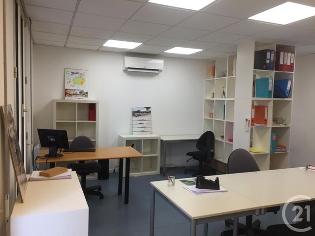 Appartement à louer - 2 pièces - 130.0 m2 - AVIGNON - 84 - PROVENCE-ALPES-COTE-D-AZUR - Century 21 La Big