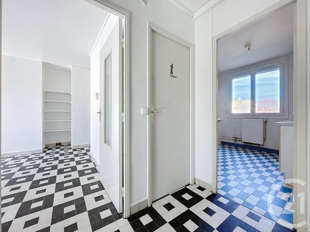 Appartement F3 à vendre - 3 pièces - 65.0 m2 - BAGNOLS SUR CEZE - 30 - LANGUEDOC-ROUSSILLON - Century 21 La Big