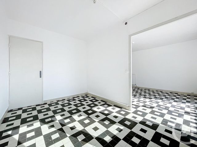 Appartement F3 à vendre - 3 pièces - 65.0 m2 - BAGNOLS SUR CEZE - 30 - LANGUEDOC-ROUSSILLON - Century 21 La Big